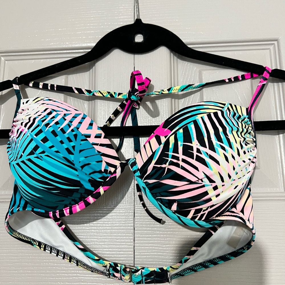 Shade & Shore - Palm Bikini Top - Size 34C